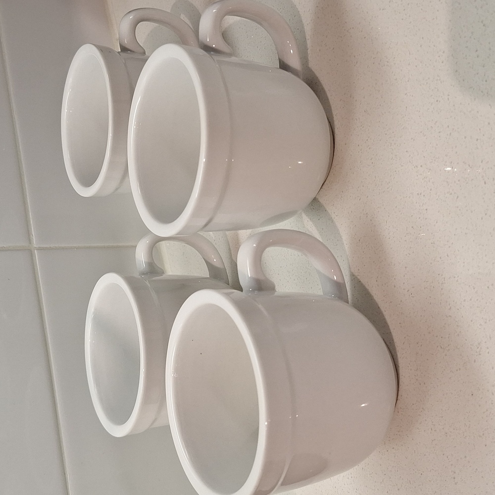 4 Pottery Barn Suppertime coffee tea cups